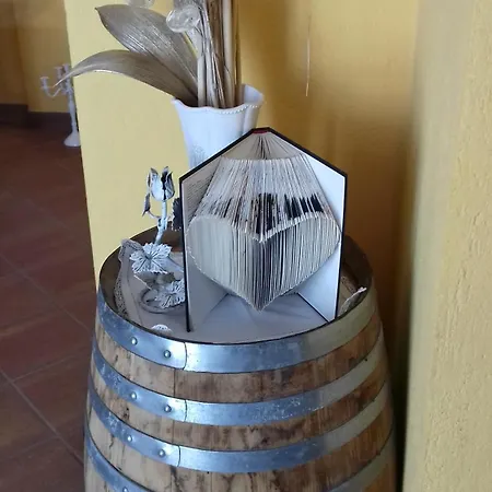 Alloggio per agriturismo Cascina Knec *