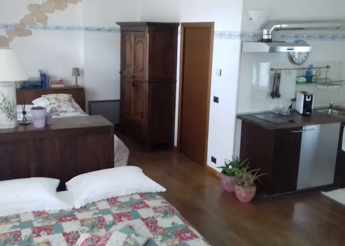 Cascina Knec Gospodarstwo agroturystyczne Feisoglio